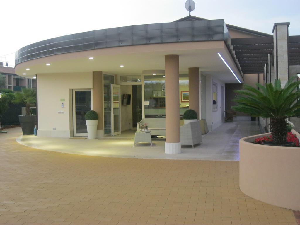 لاتيزي Residence La Margherita المظهر الخارجي الصورة