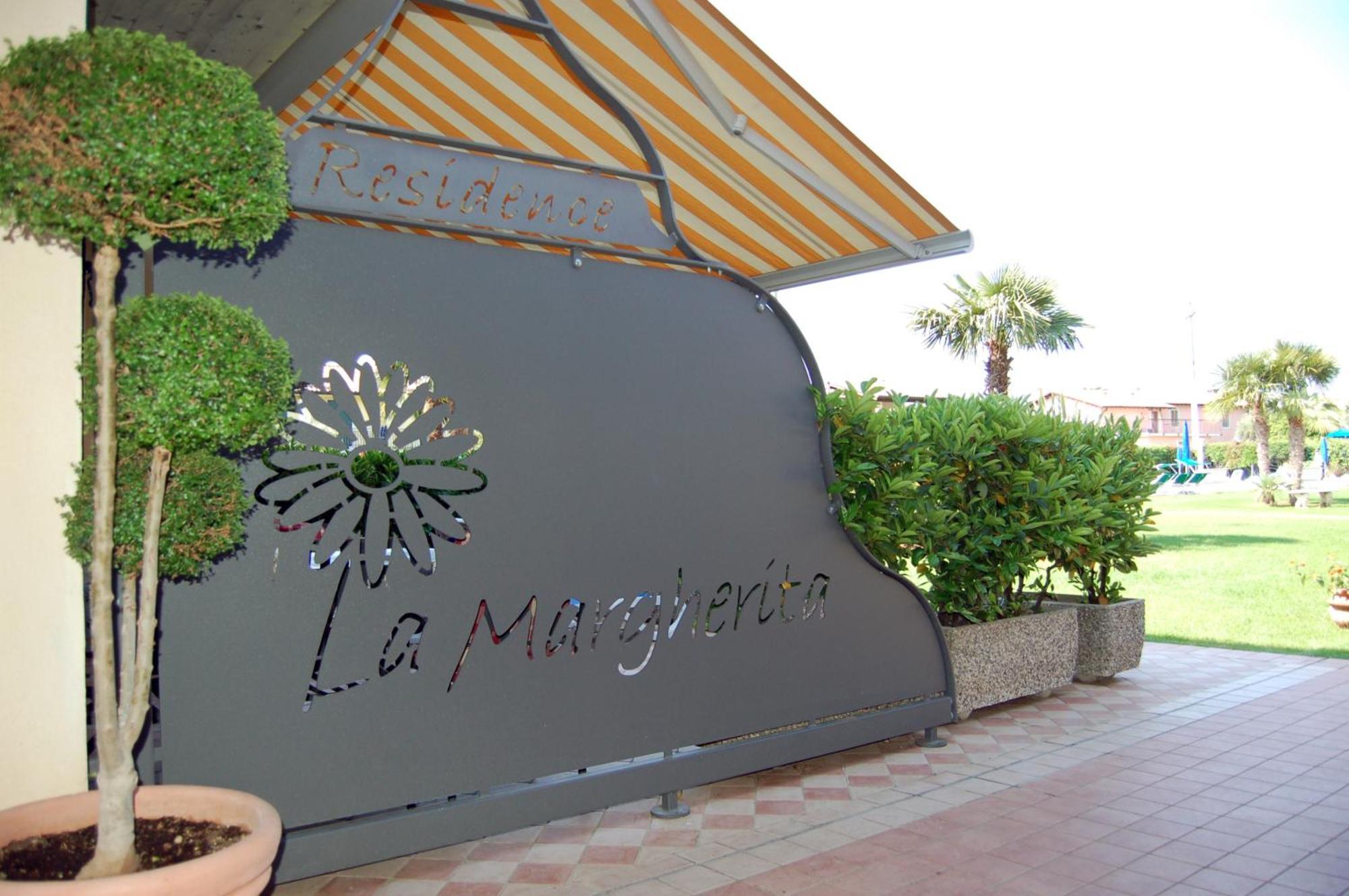 لاتيزي Residence La Margherita المظهر الخارجي الصورة