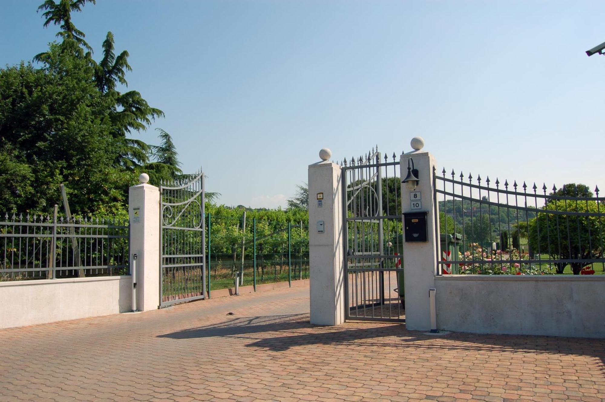 لاتيزي Residence La Margherita المظهر الخارجي الصورة