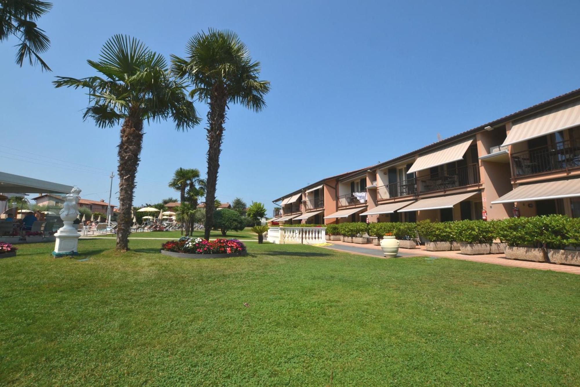 لاتيزي Residence La Margherita المظهر الخارجي الصورة