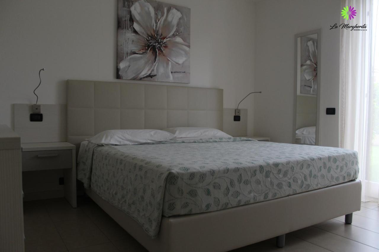 لاتيزي Residence La Margherita المظهر الخارجي الصورة
