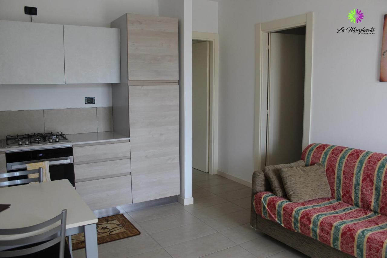 لاتيزي Residence La Margherita المظهر الخارجي الصورة